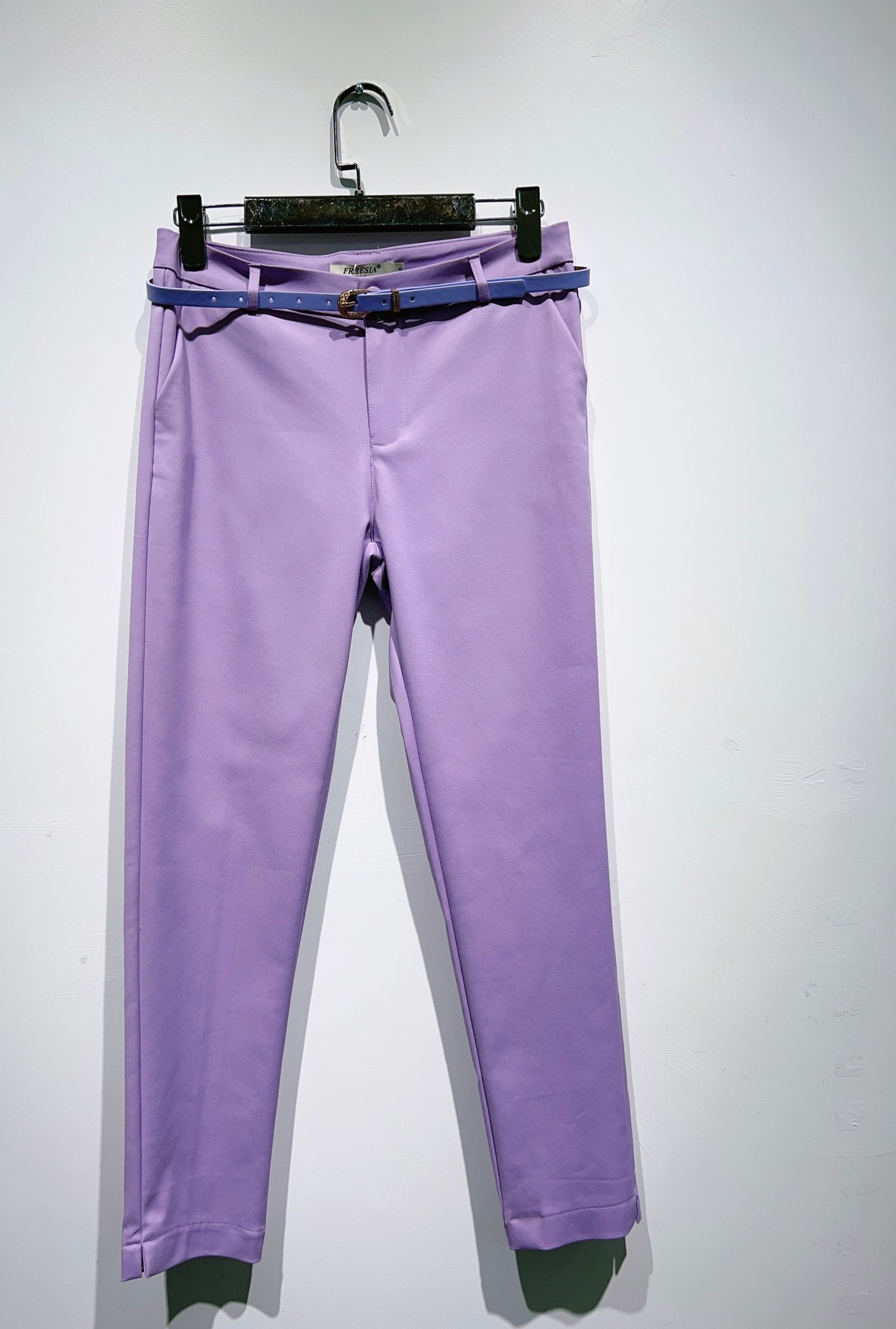 Pantalons chinos slim à cheville avec ceinture