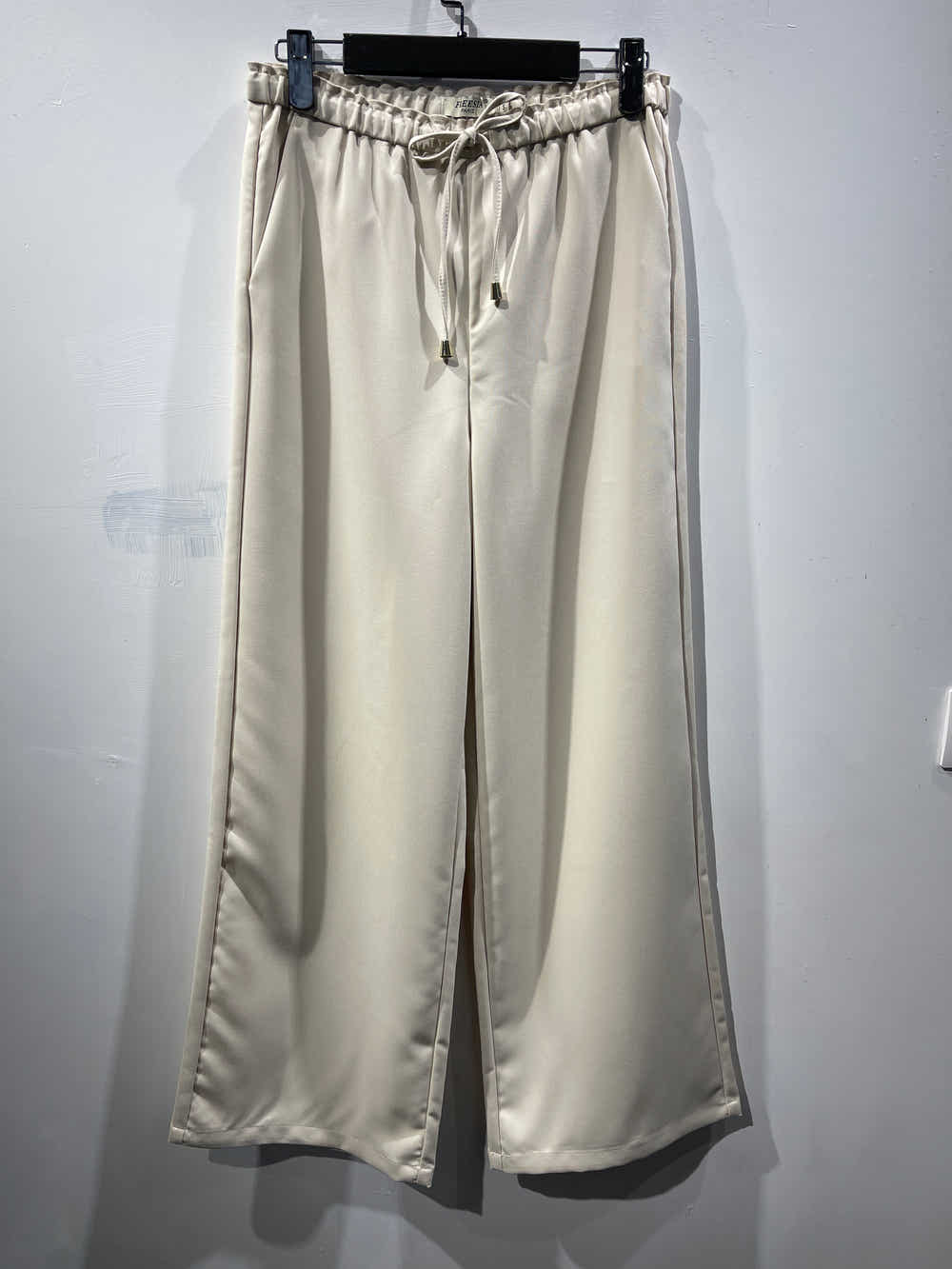 pantalon large avec cordons serrage