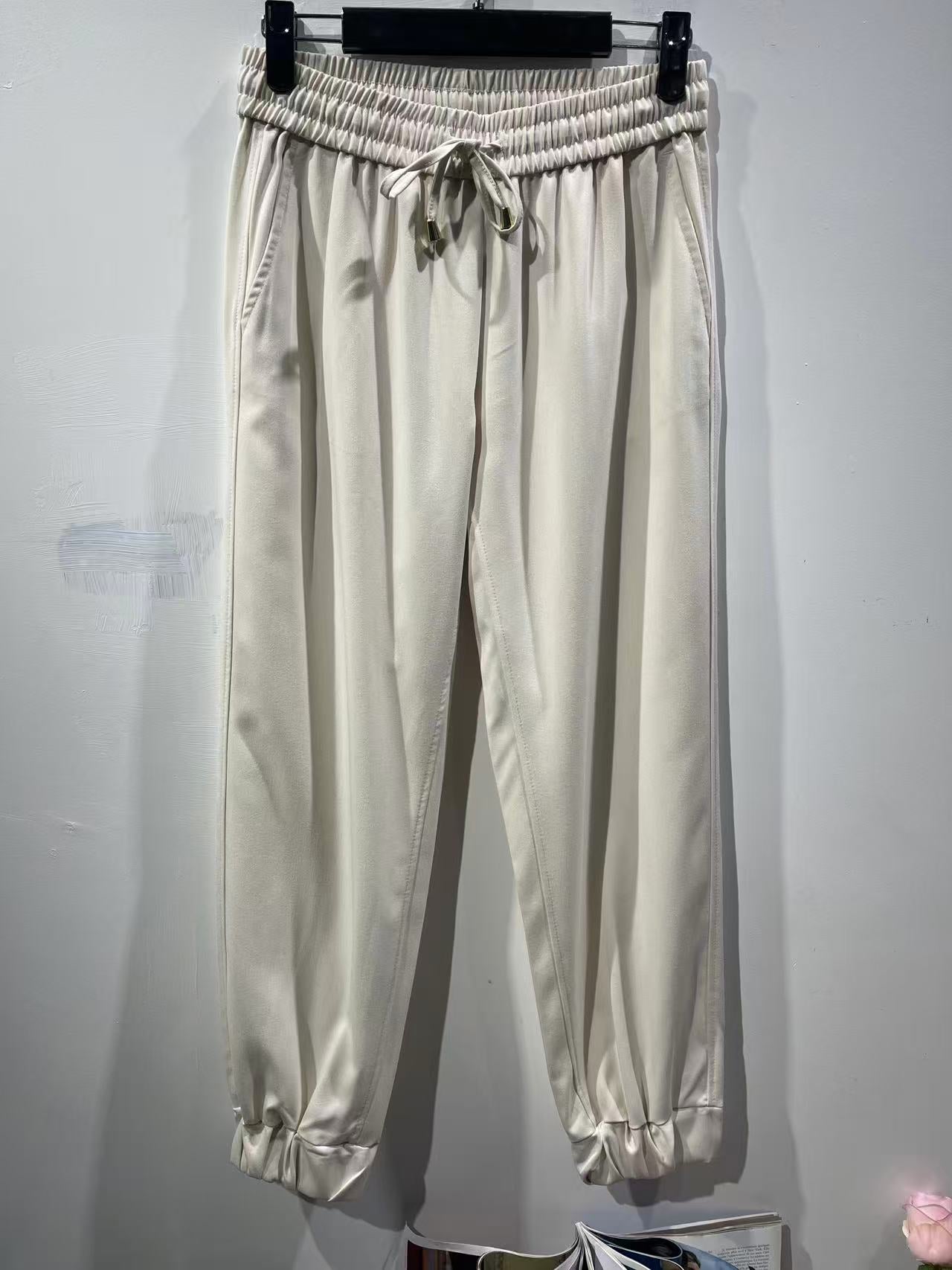 Pantalon avec serage cordon