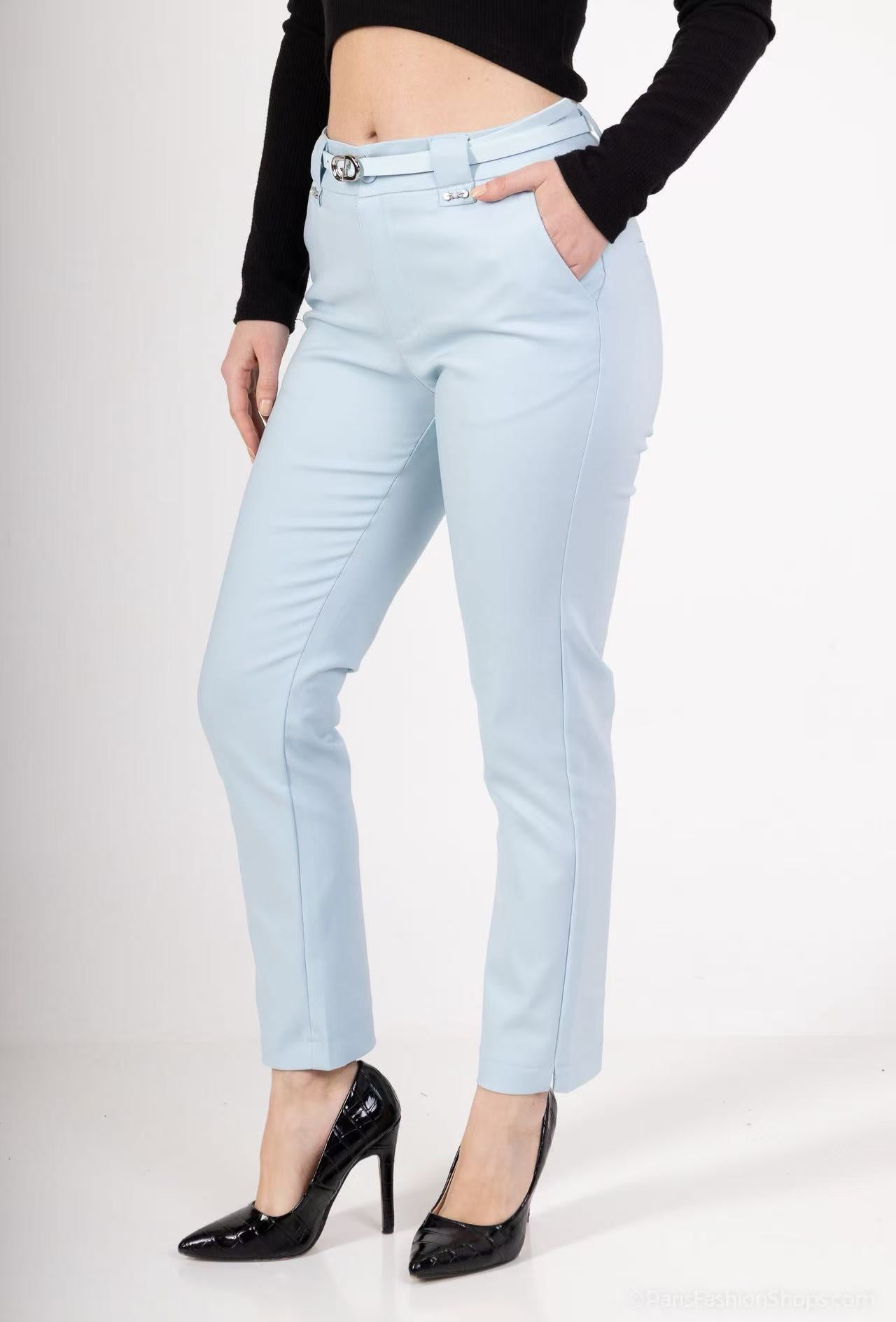 pantalon à cheville coup droit