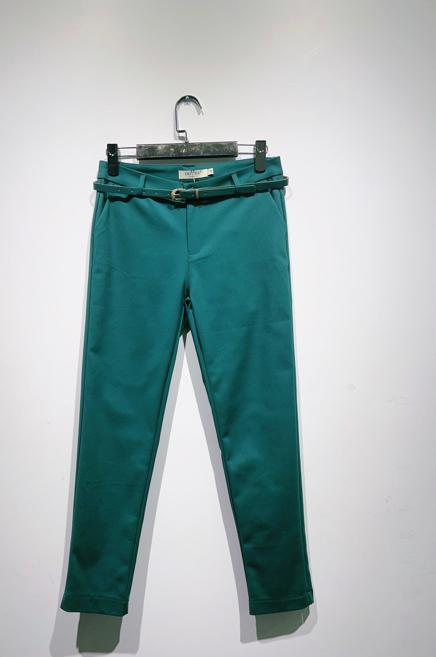 Pantalons chinos slim à cheville avec ceinture
