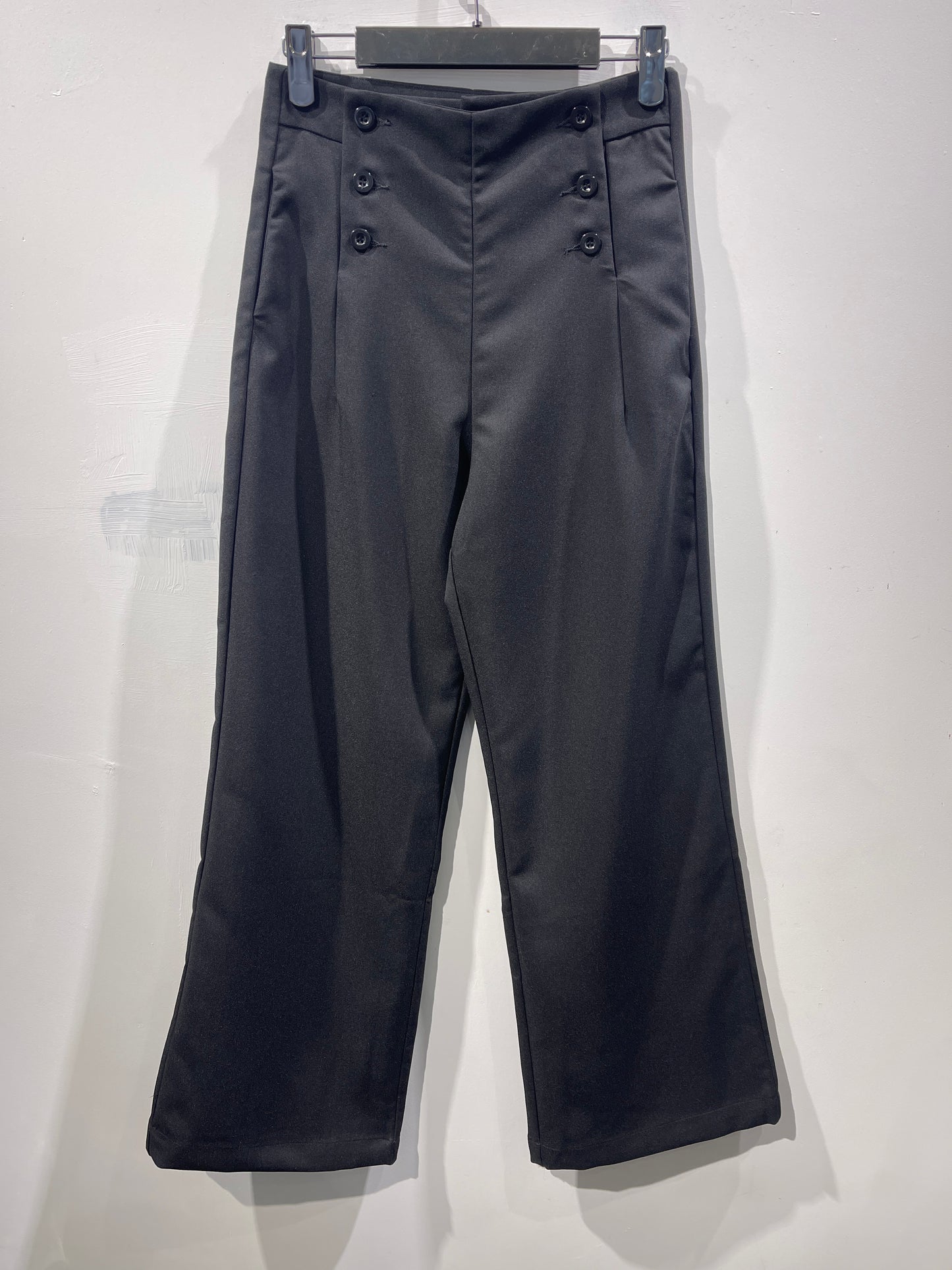 pantalon large avec boutonnage