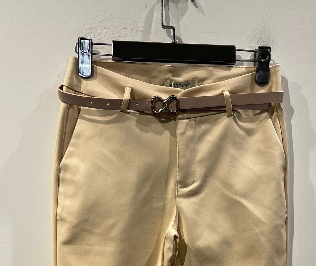 Short slim en couleur grand taille
