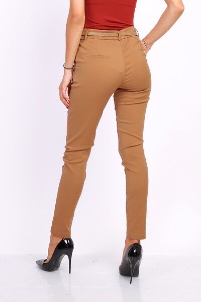 pantalon slim avec ceinture