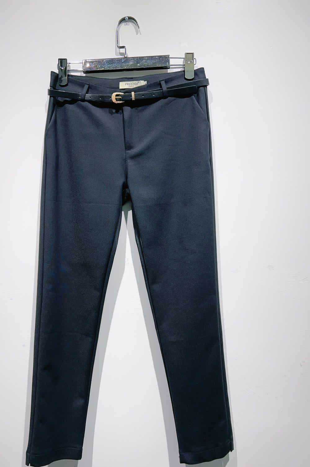 Pantalon chino slim femme coupe cheville - Magnolia Paris