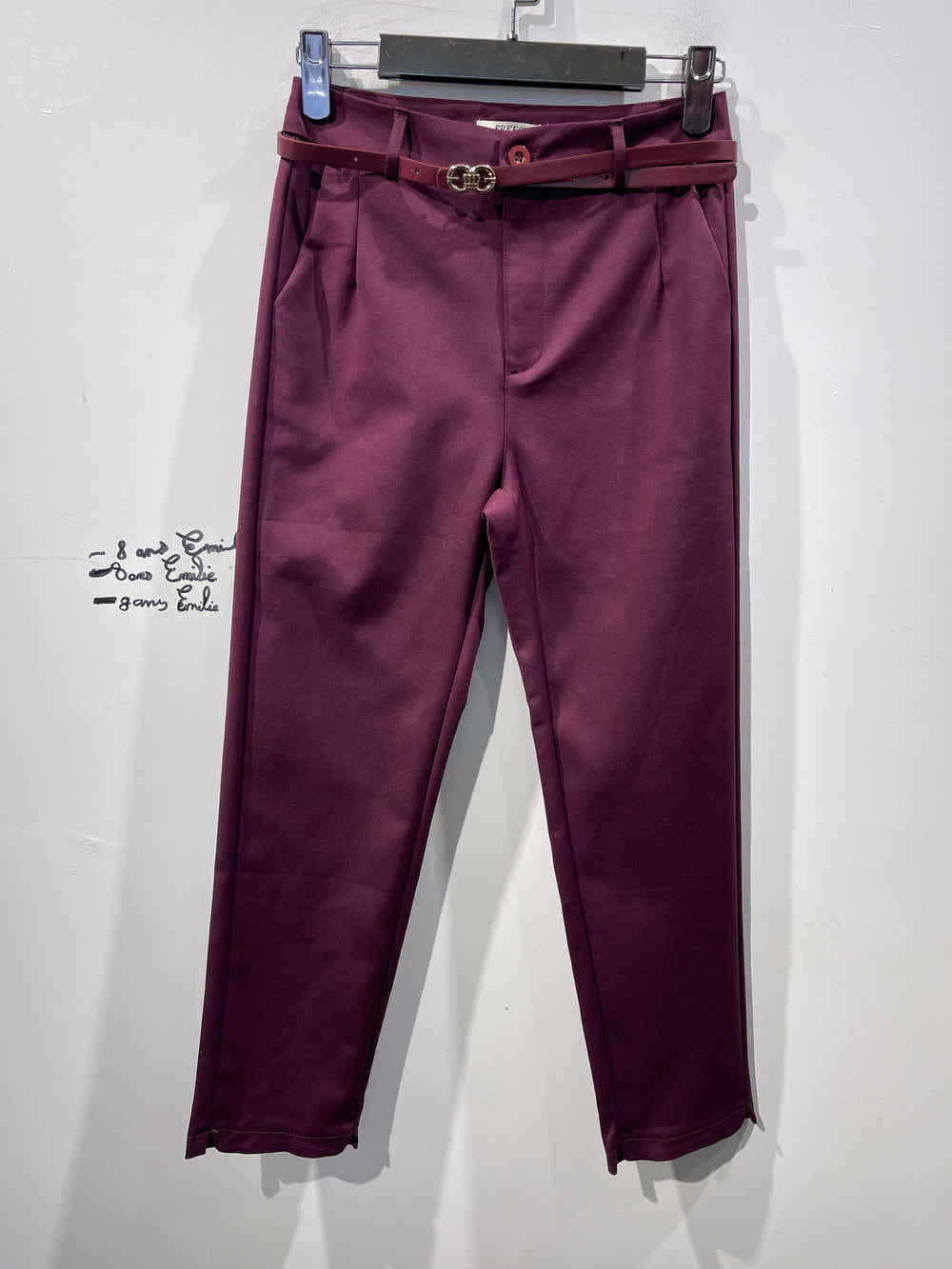 pantalon coupe droit avec ceinture