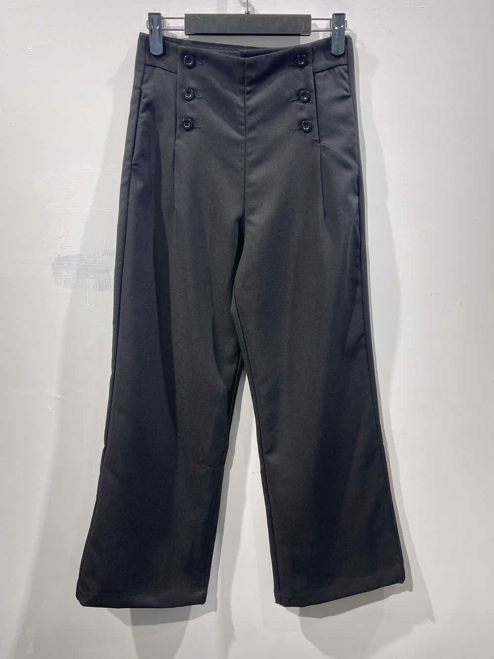 pantalon large avec boutonnage