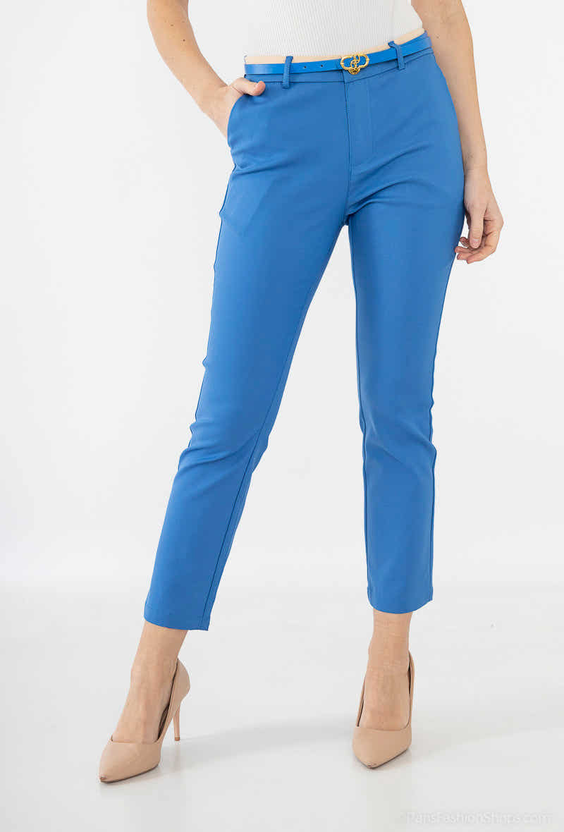 Pantalon chino avec ceinture élégant - vue portée