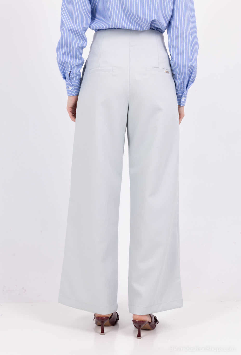pantalon large avec boutonnage