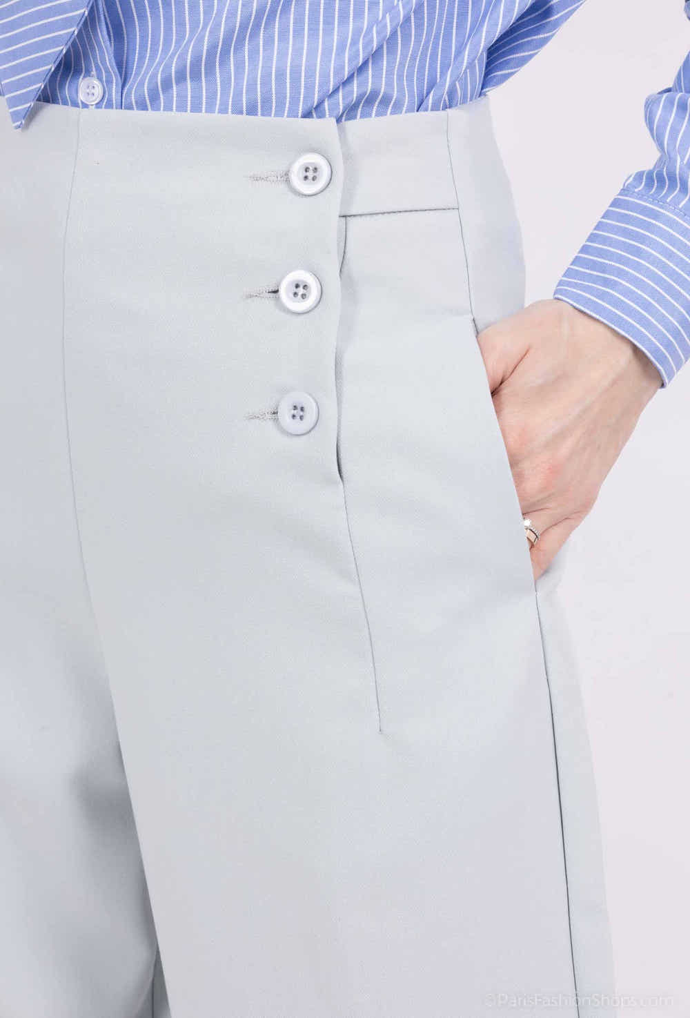 pantalon large avec boutonnage