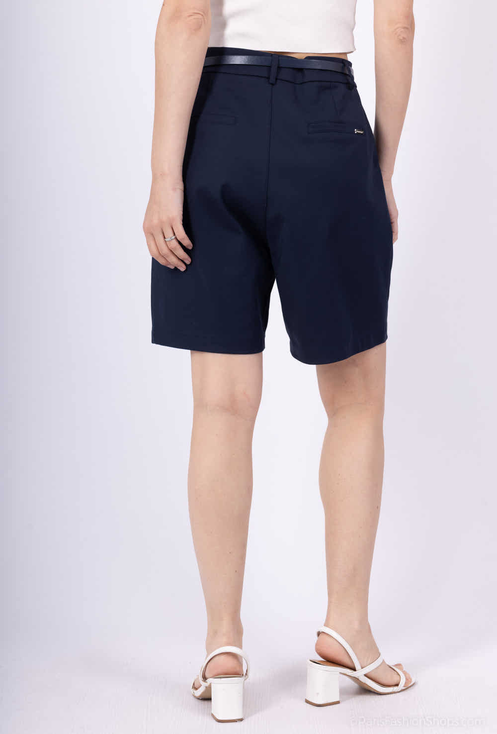 Short bermuda