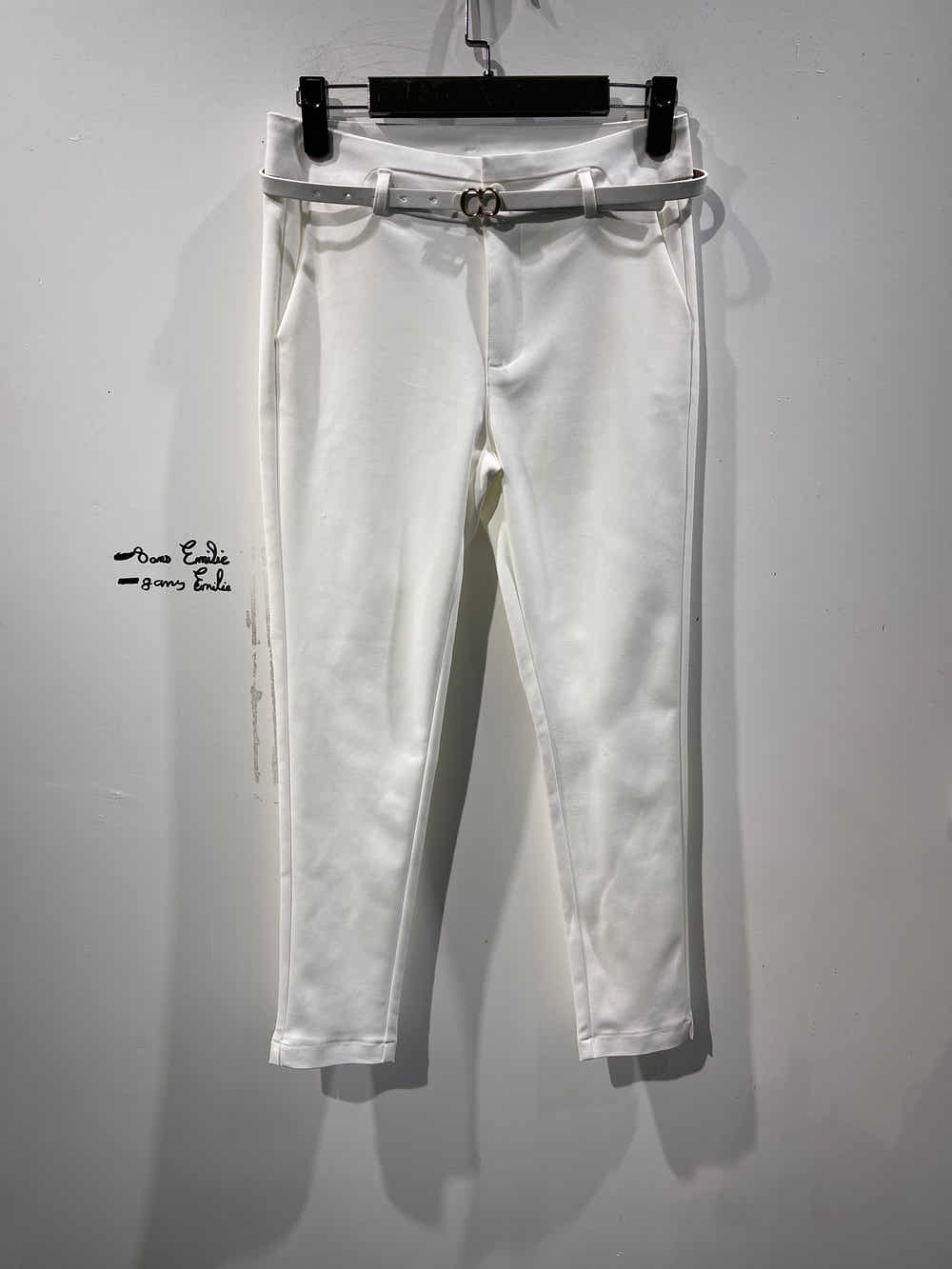 Pantalon chino coupe slim avec ceinture - coloris femme