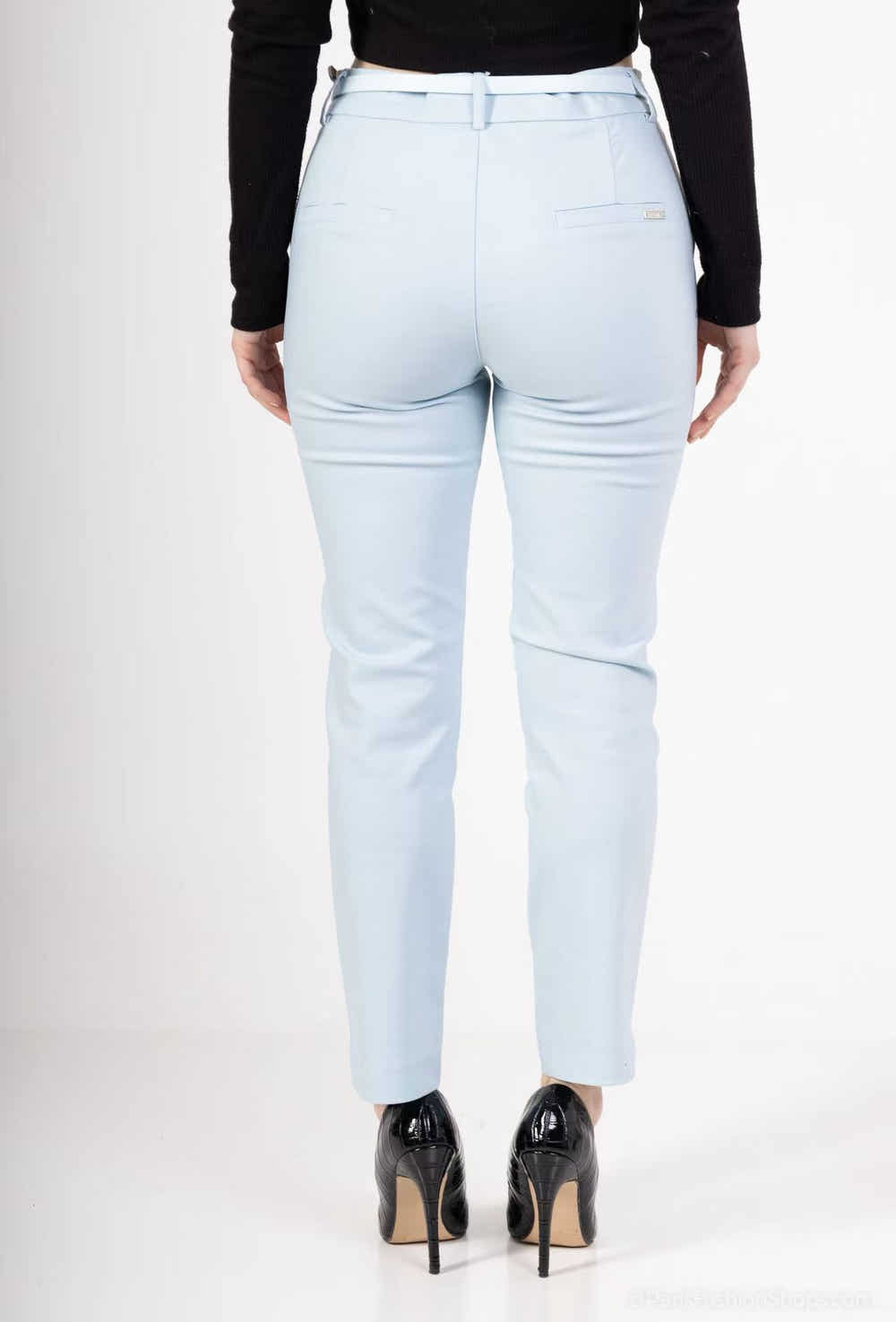 pantalon à cheville coup droit