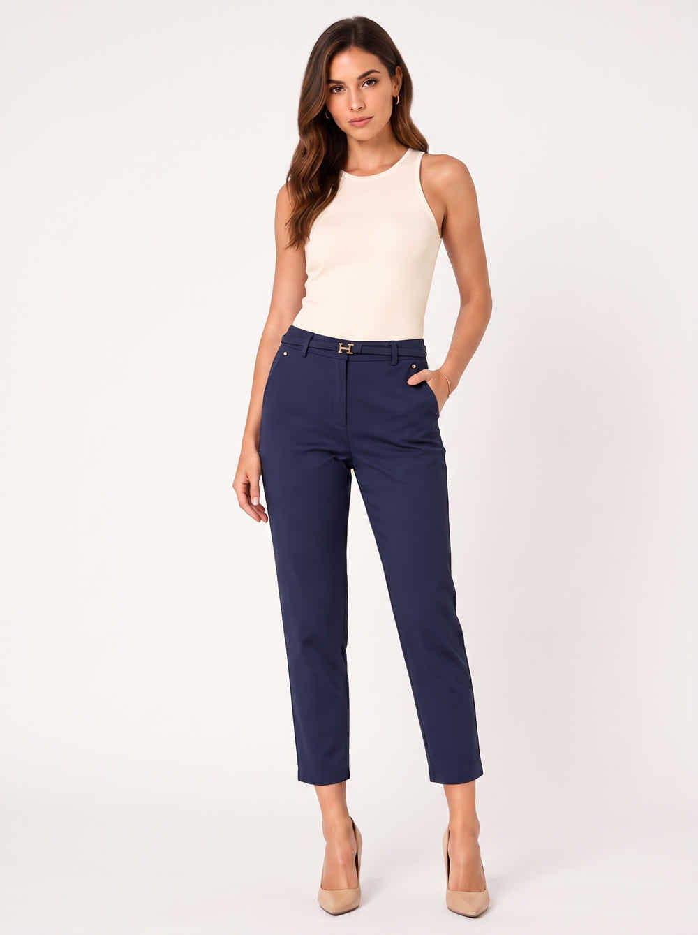 straight-cut pants with belt